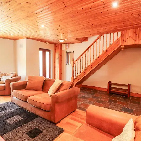 4 Killimer Road *